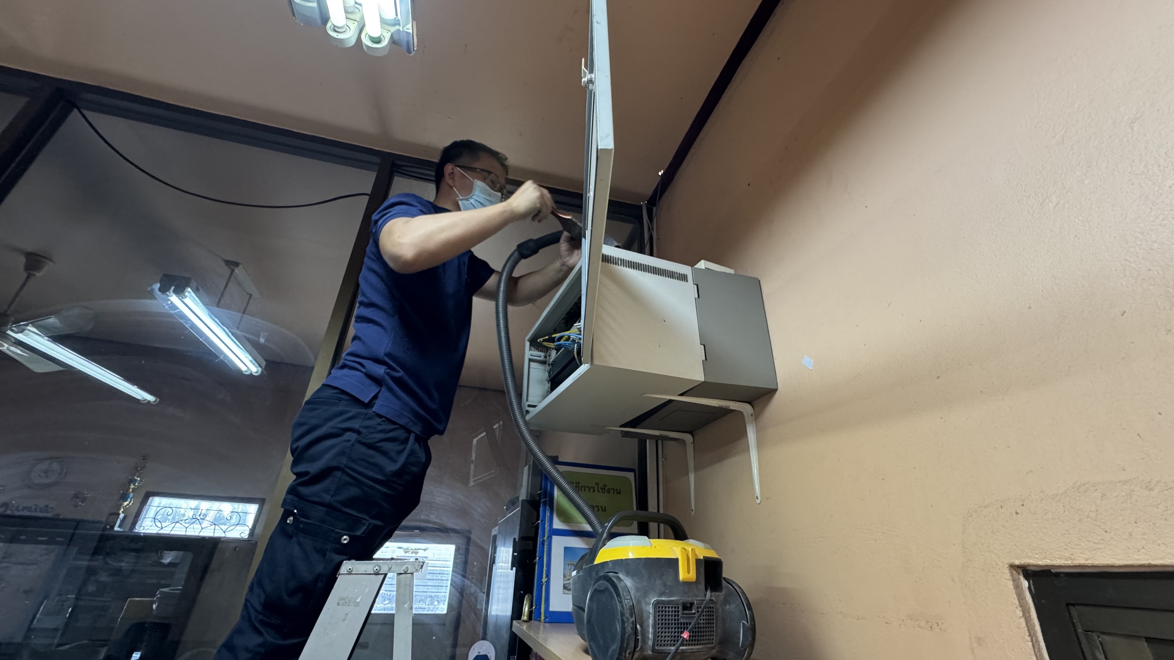 FULL OPTIONS INFOSYS